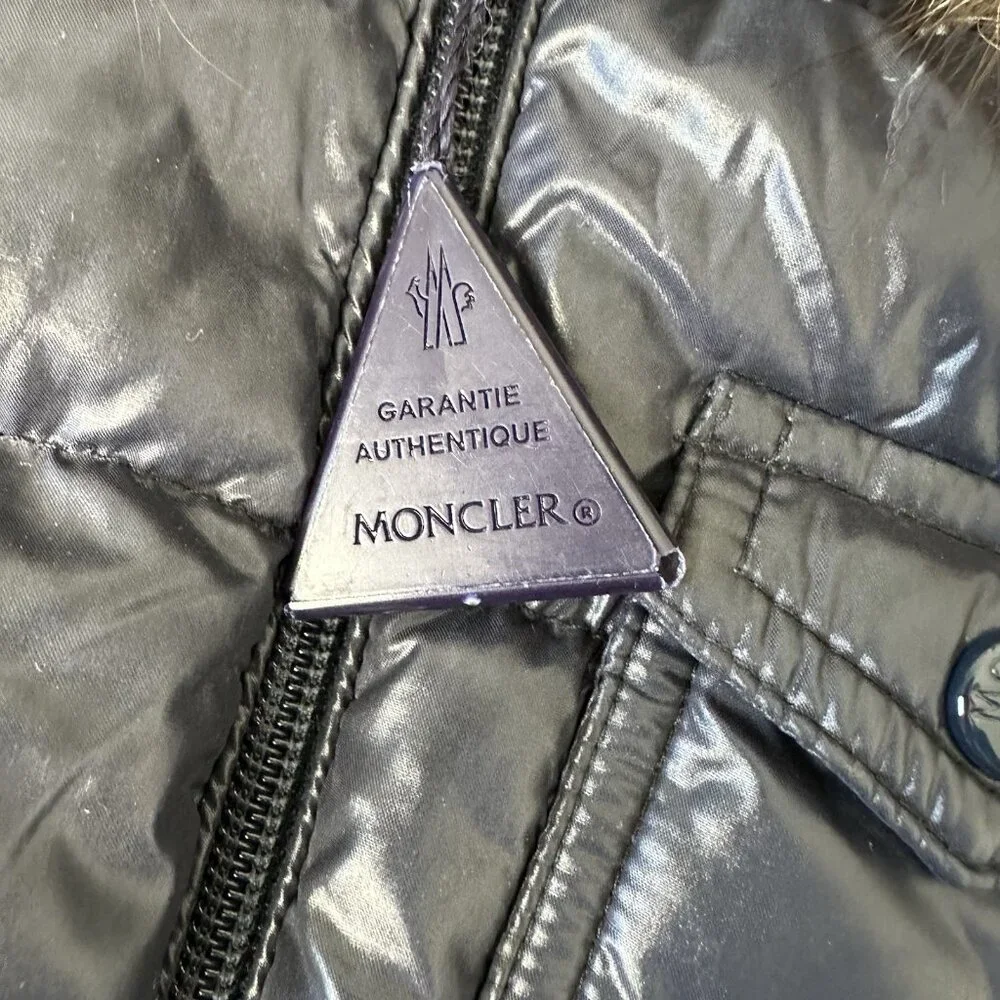Moncler K2 Hooded Down Jacket Fox‎ Fur Trim Navy Size 6 to 9 months Baby